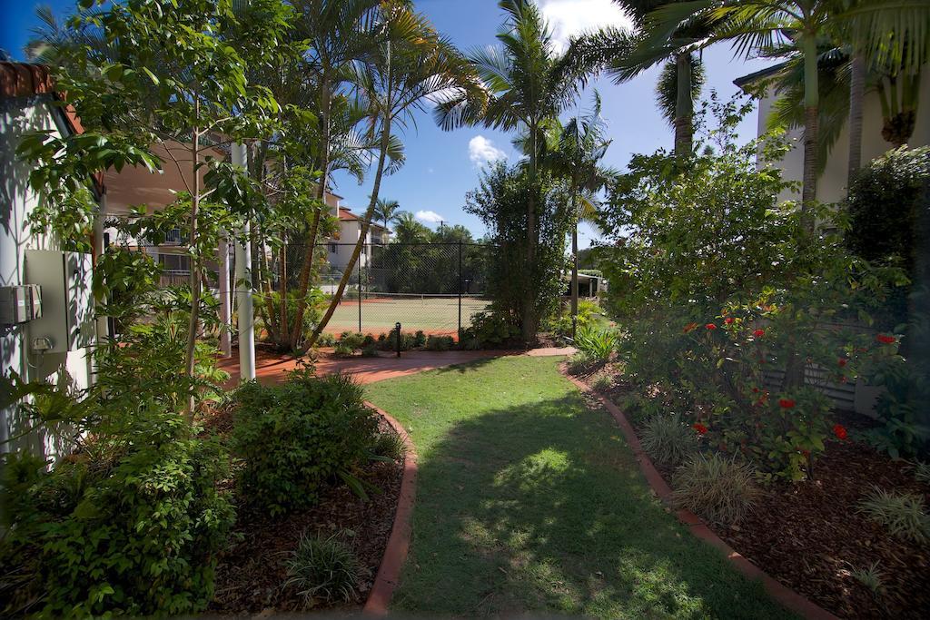 Blue Water Bay Villas โกลด์โคสต์ ภายนอก รูปภาพ