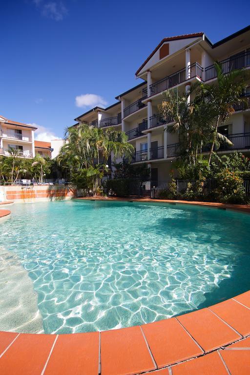 Blue Water Bay Villas โกลด์โคสต์ ภายนอก รูปภาพ