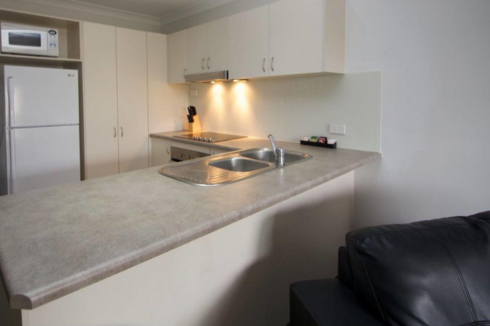 Blue Water Bay Villas โกลด์โคสต์ ภายนอก รูปภาพ