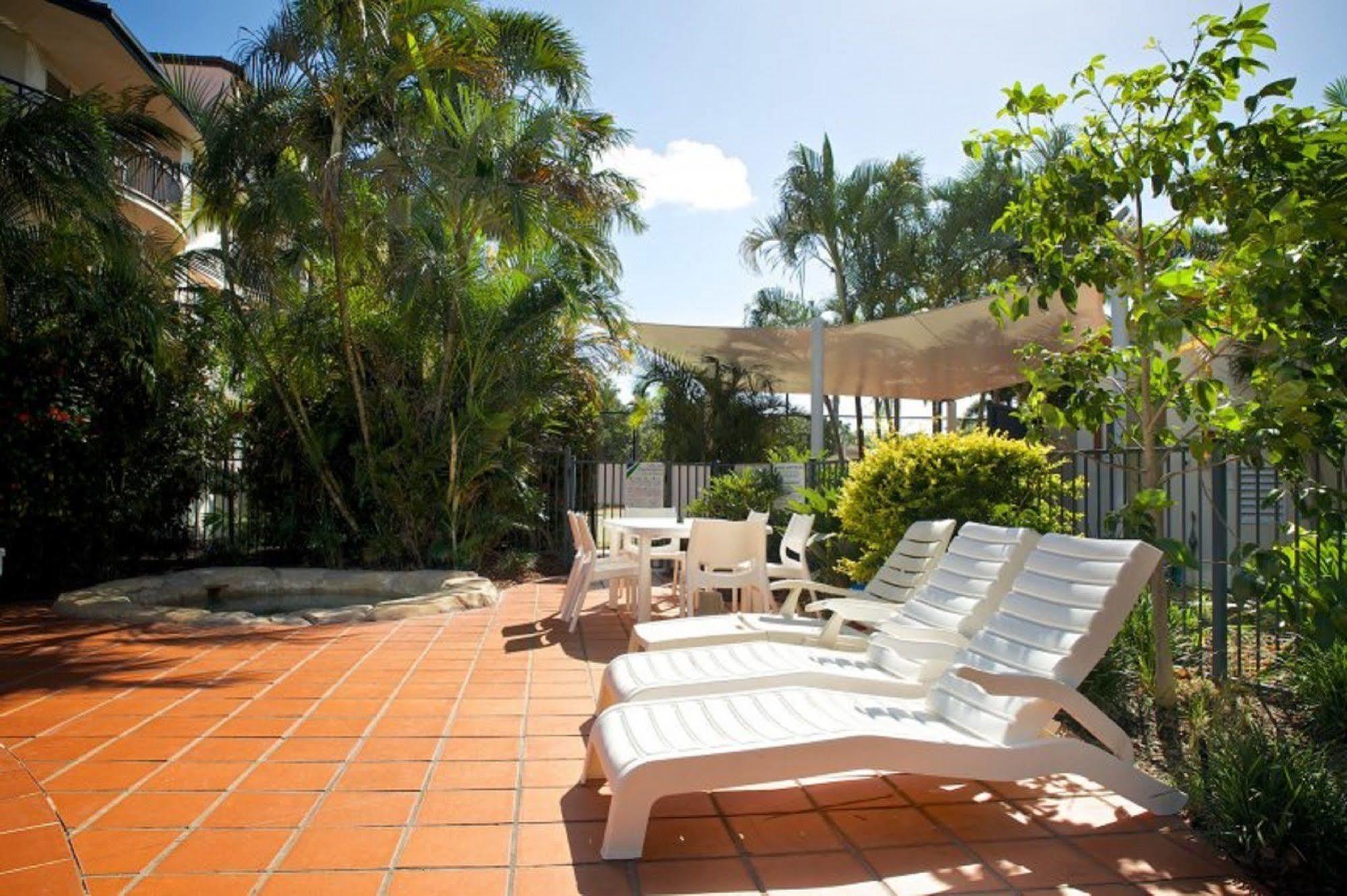 Blue Water Bay Villas โกลด์โคสต์ ภายนอก รูปภาพ